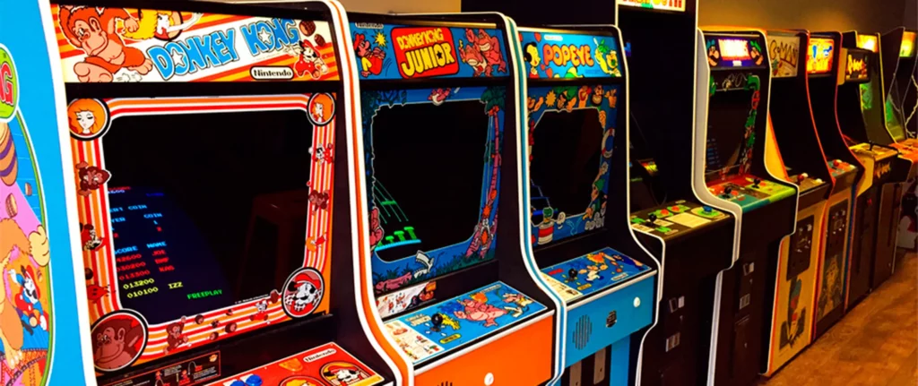 Maquinas arcade de juegos retros